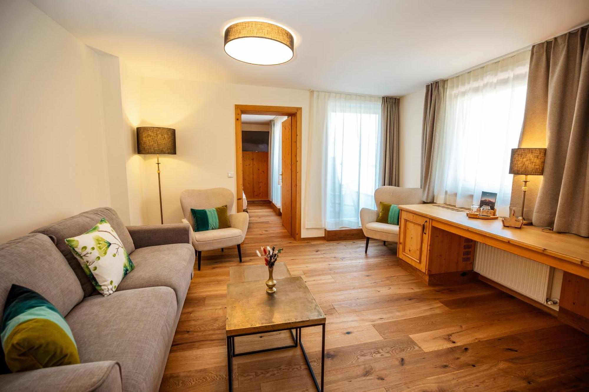 Moseralm Dolomiti Spa Resort โนวาเลวานเต ภายนอก รูปภาพ